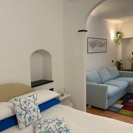 La Marina Piazza Marconi Guest house Vernazza