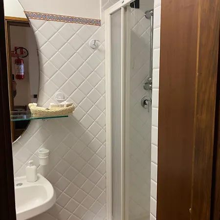 La Marina Piazza Marconi Guest house