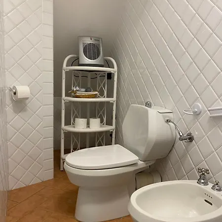 Πανσιόν La Marina Piazza Marconi 3*