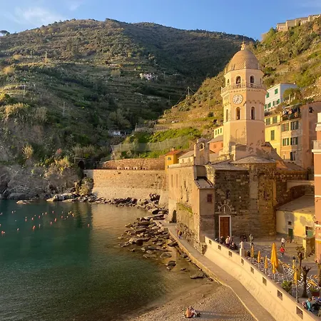 La Marina Piazza Marconi Pensión Vernazza