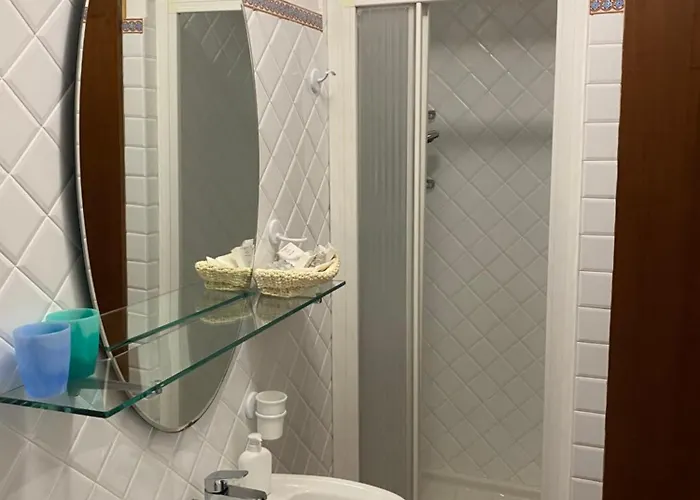 La Marina Piazza Marconi Gæstehus